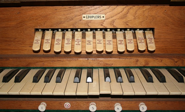 Photo by nickelbabe church organ photo